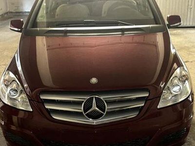 Mercedes B150