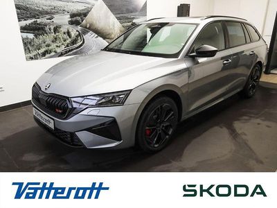 Neu Skoda Octavia RS 265 PS (194 kW) 2026 Smokey diamondsilber metallic Kombi