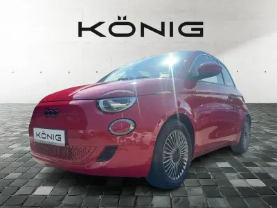 Gebraucht Fiat 500e Red 86 kW (118 PS) 2022 Rot Kleinwagen