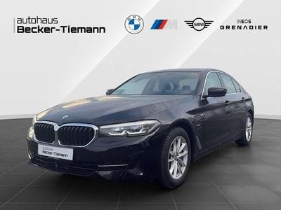 Second-hand BMW 530e Sport Line 292 CP (214 kW) 2022 Negru Berlinǎ