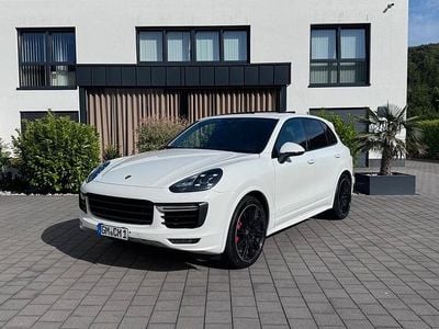 Porsche Cayenne GTS