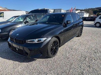 Gebraucht BMW 330e M Sport 184 PS (135 kW) 2024 Black sapphire metallic Kombi