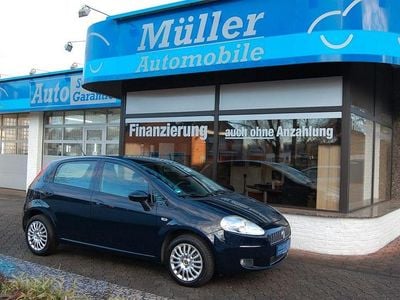 Gebraucht Fiat Grande Punto Basis 69 PS (50 kW) 2011 Blau Kleinwagen