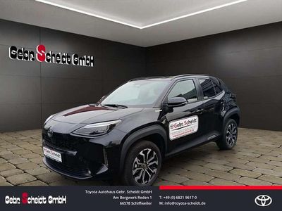 Neu Toyota Yaris Cross 92 PS (67 kW) 2025 Black mica SUV
