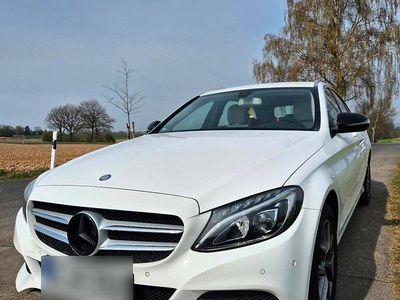 Gebraucht Mercedes C220 170 PS (125 kW) 2015 Weiß Kombi