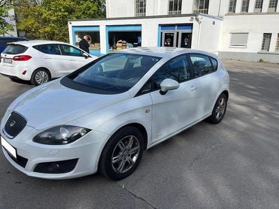 Brugt Seat Leon Reference 105 HK (77 kW) 2012 Hvid Sedan