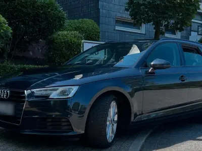 Gebraucht Audi A4 150 PS (110 kW) 2018 Blau Kombi
