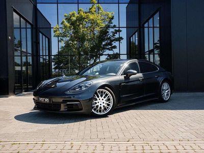 Porsche Panamera 4