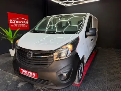 Gebraucht Opel Vivaro 95 PS (69 kW) 2018 Weiß Van / Kleinbus