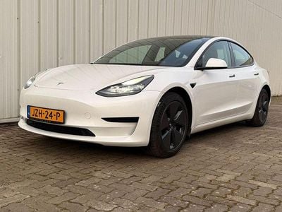 Gebraucht Tesla Model 3 RWD 208 kW (283 PS) 2023 Weiß Limousine