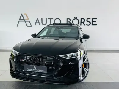 Usata Audi e-tron Black Edition 300 kW (408 CV) 2022 Nero SUV