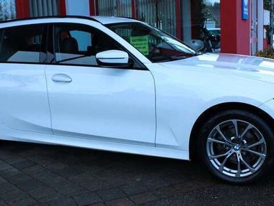 gebraucht BMW 318 d Sport Line*RFK*SPUR*NAVI*HUD