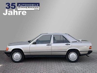 Usata Mercedes 190 122 CV (89 kW) 1986 Argento Berlina