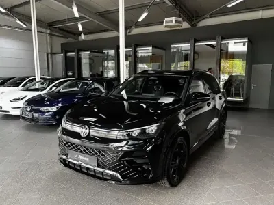 Second-hand VW Tiguan Style 193 CP (141 kW) 2025 Negru SUV