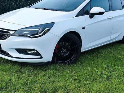 Gebraucht Opel Astra 125 PS (91 kW) 2017 Weiß Limousine