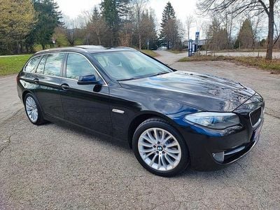 Second-hand BMW 523 204 CP (150 kW) 2010 Negru Berlinǎ