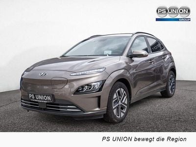 Braun / silky bronze Gebraucht 2021 Hyundai Kona Trend SUV | 18.400 € (Guter Preis)