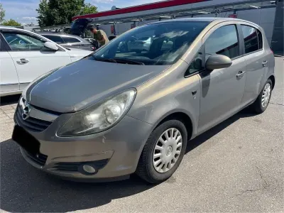 Gebraucht Opel Corsa Edition 87 PS (63 kW) 2010 Braun Kleinwagen