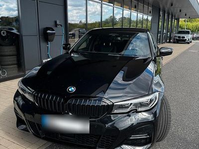 Second-hand BMW 330e M Sport 292 CP (214 kW) 2020 Negru Berlinǎ
