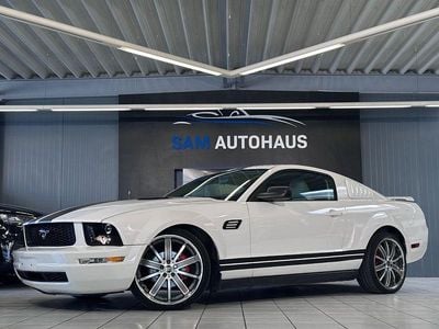 Gebraucht Ford Mustang 213 PS (156 kW) 2005 Weiß Coupé