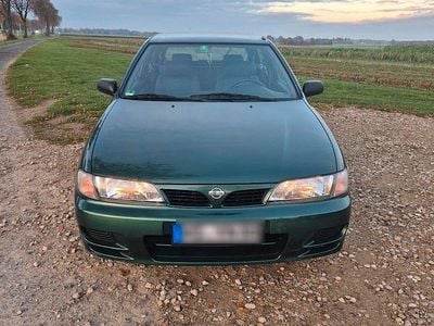 Grün Gebraucht 1997 Nissan Almera Kleinwagen | 2.350 €