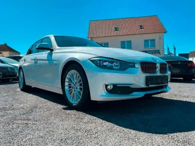 Gebraucht BMW 318 143 PS (105 kW) 2012 Weiß Limousine