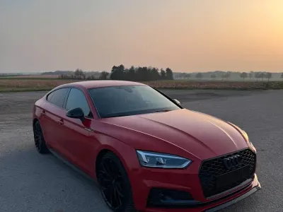 Gebraucht Audi A5 Ambiente 190 PS (139 kW) 2019 Rot Coupé