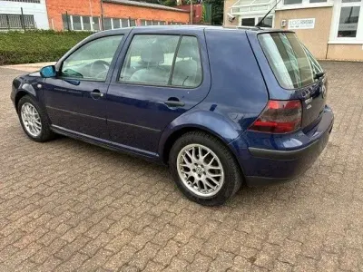 Gebraucht VW Golf III Basis 90 PS (66 kW) 1998 Blau Limousine