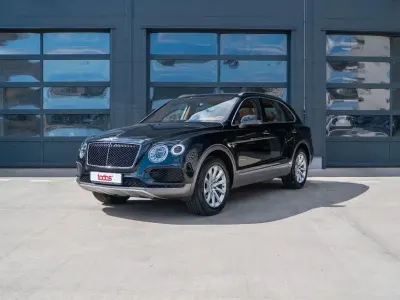 Begagnad Bentley Bentayga 435 HK (319 kW) 2017 Svart SUV