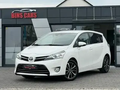 Gebraucht Toyota Verso Edition-S 147 PS (108 kW) 2018 Weiß Van / Kleinbus