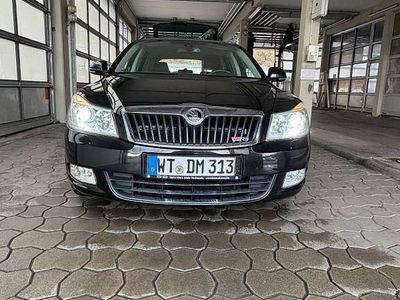 Schwarz Gebraucht 2009 Skoda Octavia LAURIN & KLEMENT Kombi | 6.500 € (Teuer)