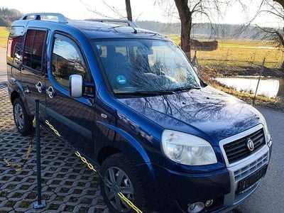 Gebraucht Fiat Doblò 85 PS (62 kW) 2008 Blau Van / Kleinbus