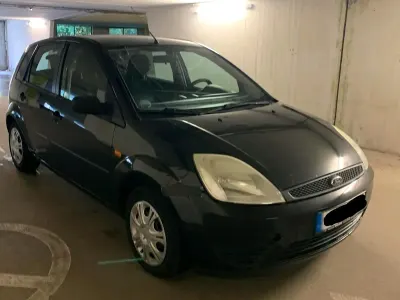 Gebraucht Ford Fiesta Trend 72 PS (52 kW) 2005 Kleinwagen