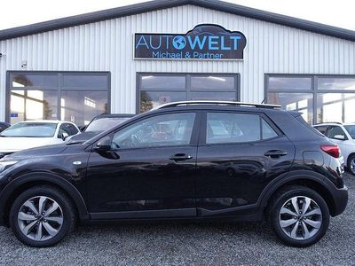 Gebraucht Kia Stonic 101 PS (74 kW) 2023 Schwarz SUV