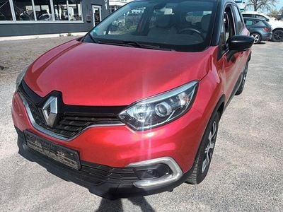 Second-hand Renault Captur Experience 90 CP (66 kW) 2017 Roșu SUV