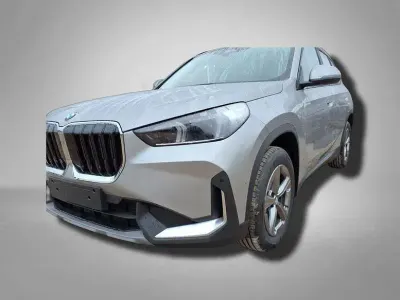 Gebraucht BMW X1 150 PS (110 kW) 2026 Space silber metallic SUV