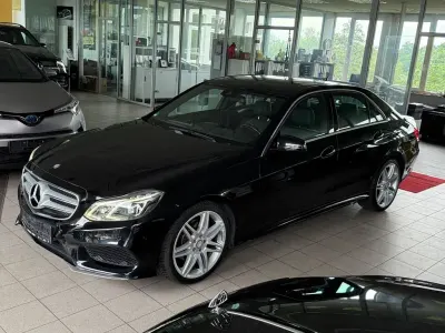 Gebraucht Mercedes E200 AMG line 136 PS (100 kW) 2014 Schwarz Limousine