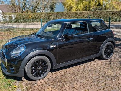 Second-hand Mini ONE 102 CP (75 kW) 2020 Negru Hatchback
