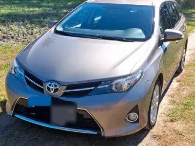 Gebraucht Toyota Auris Touring Sports 124 PS (91 kW) 2014 Braun Kombi
