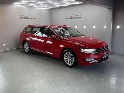 Rot Gebraucht 2023 VW Passat Business Kombi | 20.651 € (Guter Preis)
