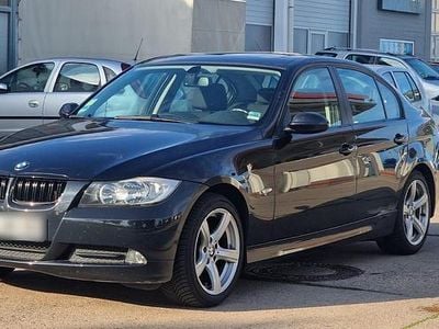 Gebraucht BMW 318 129 PS (94 kW) 2006 Schwarz Limousine