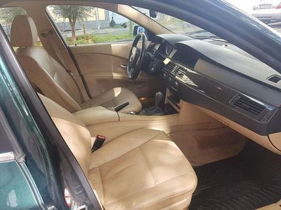 Second-hand BMW 530 218 CP (160 kW) 2004 Verde Berlinǎ