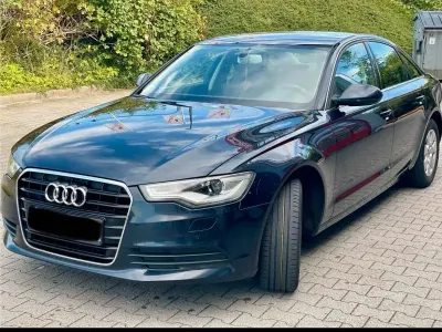 Gebraucht Audi A6 136 PS (100 kW) 2014 Blau Limousine