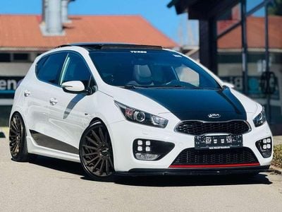 Gebraucht Kia Ceed GT-Track 204 PS (150 kW) 2017 Weiß Kleinwagen