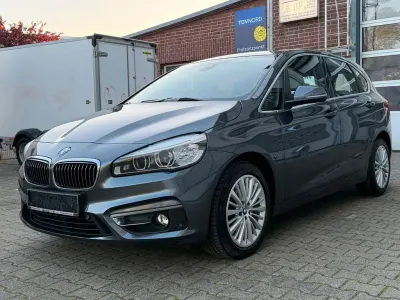 Gebraucht BMW 225 Active Tourer Luxury Line 231 PS (169 kW) 2015 Grau Van / Kleinbus