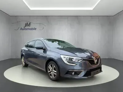 Gebraucht Renault Mégane LIMITED 132 PS (97 kW) 2018 Grau Limousine