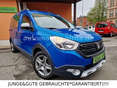 Usata Dacia Dokker Stepway 131 CV (96 kW) 2019 Blu Monovolume