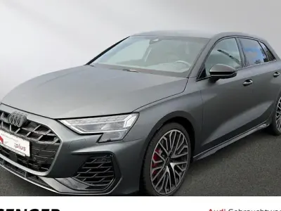 Gebraucht Audi S3 Sport 333 PS (244 kW) 2024 Daytonagrau polarmatt Limousine