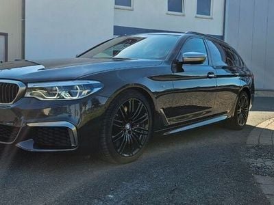 BMW M550