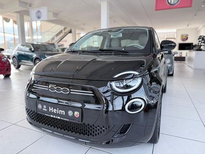 Gebraucht Fiat 500e La Prima 86 kW (118 PS) 2022 Schwarz Kleinwagen